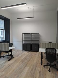 Office to rent, 82-98 Gordon St Glasgow G1 3RX