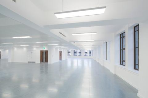Office to rent, 100 Queen St Glasgow G1 3DN