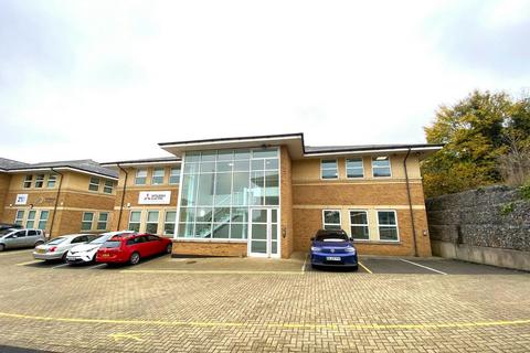 Office to rent, Old Gloucester Rd Bristol BS16 1GW