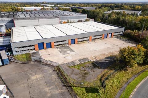 Distribution warehouse to rent, Clayton Rd Warrington WA3 6NH