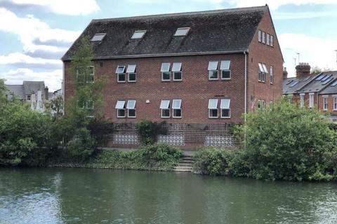 Office to rent, 1-5 Buckingham St Oxford OX1 4LH