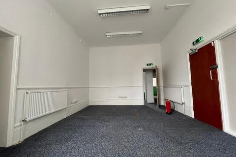 Office to rent, 6 Parchmore Rd Thornton Heath CR7 8LU
