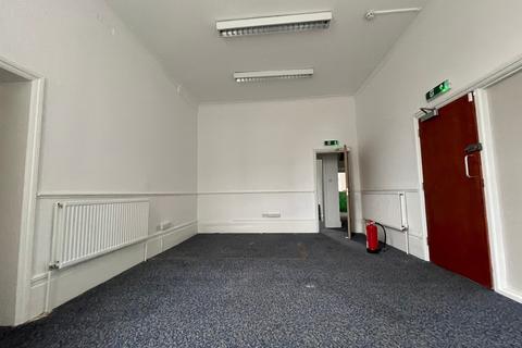 Office to rent, 6 Parchmore Rd Thornton Heath CR7 8LU