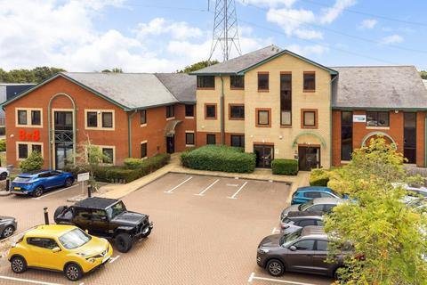 Office to rent, Smeaton Clos Aylesbury HP19 8JR