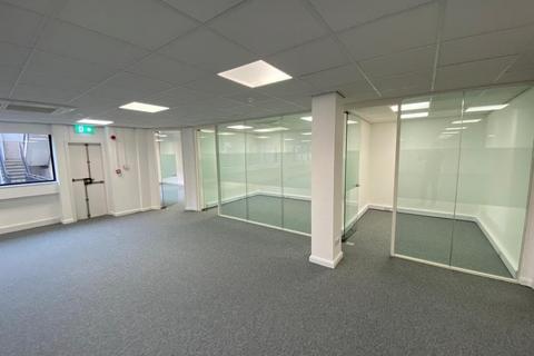 Office to rent, Queens Ave Bristol BS8 1SB