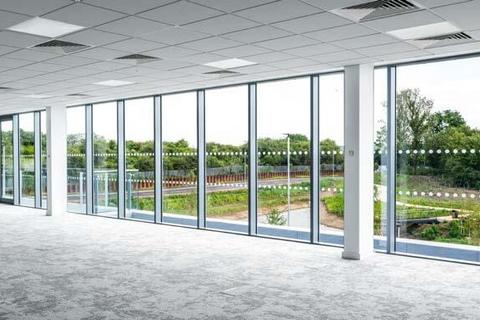 Warehouse to rent, A5 Milton Keynes MK6 1LN