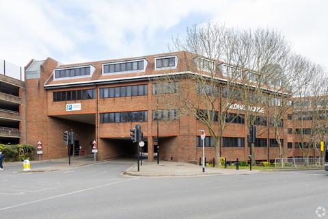 Office to rent, Ashley Ave Epsom KT18 5AD