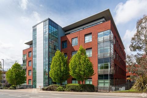 Office to rent, Southernhay Gdns Exeter EX1 1UG