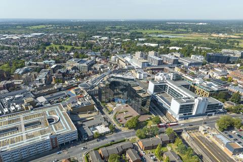 Office to rent, 1 George St Uxbridge UB8 1QQ