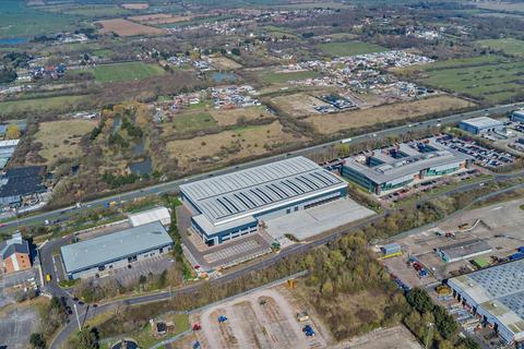 Warehouse to rent, 122 Basildon Endeavour Point Basildon SS14 3WF