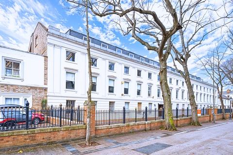 Office to rent, 37 New Walk Leicester LE1 6TU