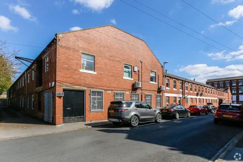 Warehouse to rent, Mill Ln Leeds LS13 3HE
