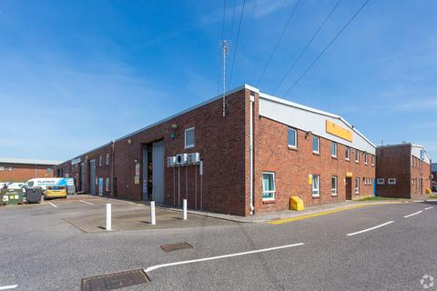 Warehouse to rent, 58-66 Hammonds Dr Eastbourne BN23 6PW