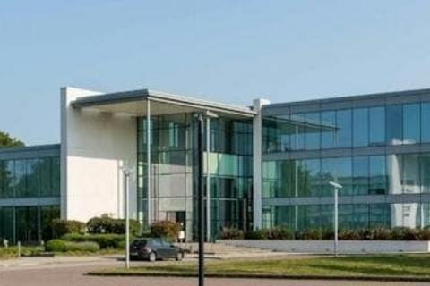 Office to rent, The Heights Heath Weybridge KT13 0NY
