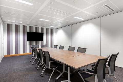 Office to rent, 5-19 Kew Rd Richmond TW9 2NQ