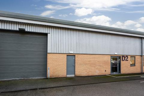 Warehouse to rent, Trident Business Park Warrington WA3 6BX