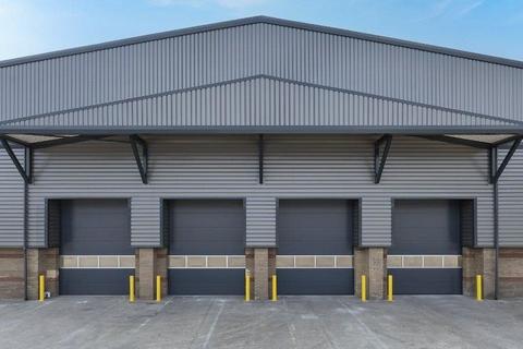 Distribution warehouse to rent, Weston Ave Grays RM20 3FH