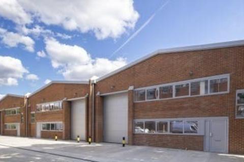 Warehouse to rent, 15 Havelock Ter London SW8 4AS