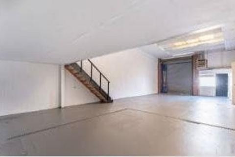Warehouse to rent, Rosemary Rd London SW17 0AR
