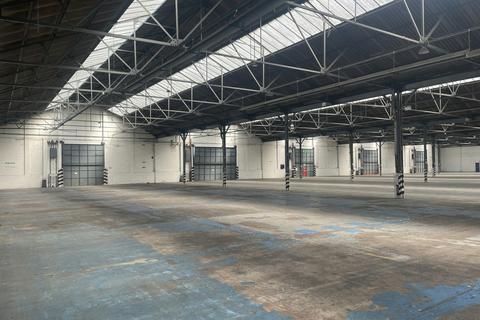 Warehouse to rent, Wellington Ave Stratford Upon Avon CV37 8QR