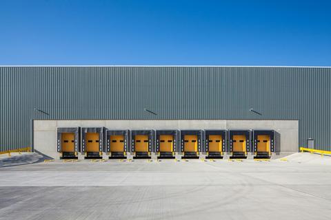 Distribution warehouse to rent, Liverpool International Business Park Liverpool L24 8RL