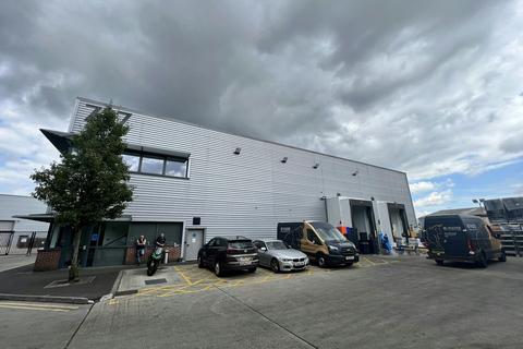 Warehouse to rent, Abbey Rd London NW10 7UN