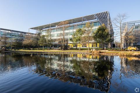 Office to rent, 566 Chiswick High Rd London W4 5YA