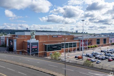 Retail property (high street) to rent, St Michael's Way Gateshead NE11 9YG
