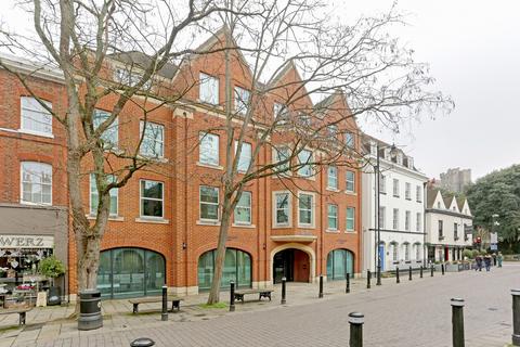 Office to rent, 59-60 Thames St Windsor SL4 1TX