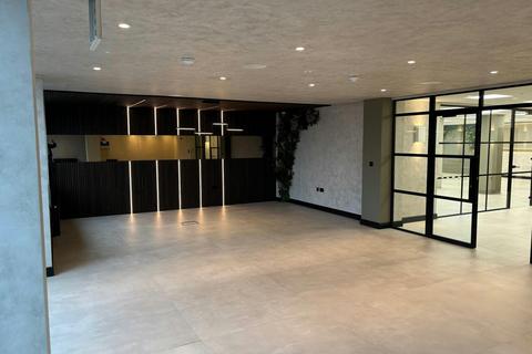 Factory to rent, Wellington Rd St Albans AL2 1EY