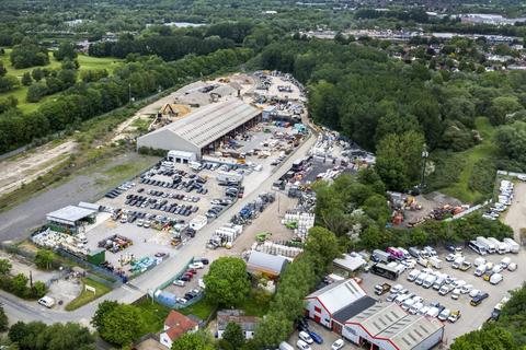 Land to rent, Thorney Mill Rd West Drayton UB7 7EZ