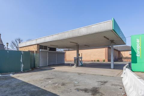 Retail property (high street) for sale, 66 Cattlemarket Rd Northampton NN1 1HL