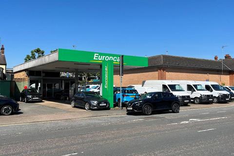 Retail property (high street) for sale, 66 Cattlemarket Rd Northampton NN1 1HL