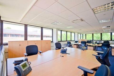 Office to rent, Worthing Rd Horsham RH12 1TL