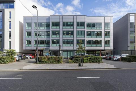 Office to rent, 34 Clarendon Rd Watford WD17 1JJ
