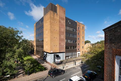 Office to rent, 7 High St Teddington TW11 8EE