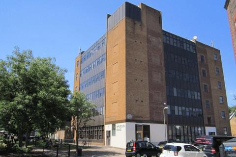 Office to rent, 7 High St Teddington TW11 8EE