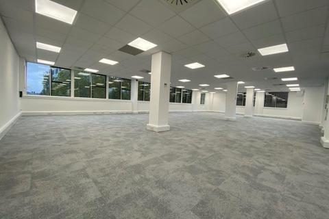 Office to rent, 7 High St Teddington TW11 8EE