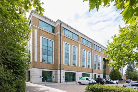 Office to rent, 2 Arlington Sq Bracknell RG12 1WA
