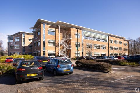 Office to rent, Parkway Fareham PO15 7AY
