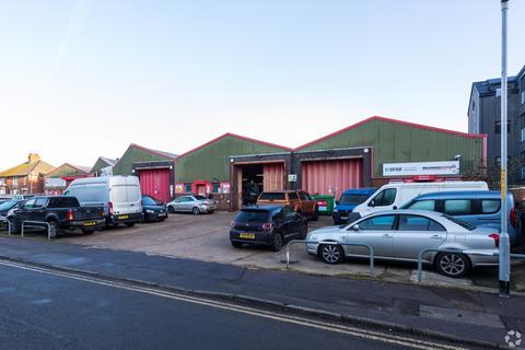 Warehouse to rent, Victoria Rd Ashford TN23 7HJ