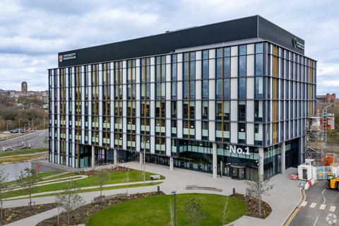 Healthcare facility to rent, Aston Webb Blvd Birmingham B29 6SJ