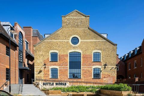 Office to rent, 1-7 Stoke Rd Guildford GU1 4HW