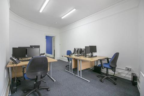 Office to rent, 1 Kingsland High St London E8 2JS
