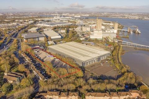 Land to rent, Church Manorway Erith DA8 1AY