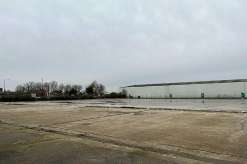 Land to rent, 1371 Mollison Av Enfield EN3 7NJ