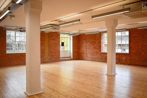 Office to rent, 9 Brighton Ter London SW9 8DJ