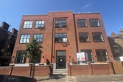 Office to rent, 3 Victorian Grv London N16 8EN