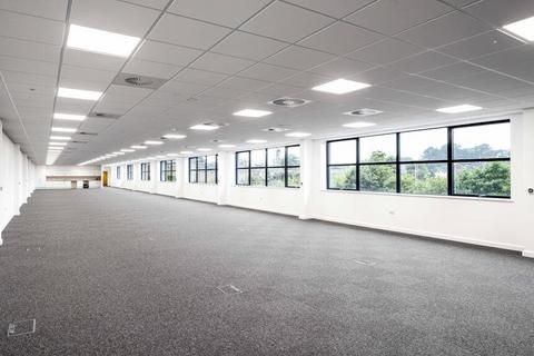 Warehouse to rent, M140 Third Av Milton Keynes MK1 1DR