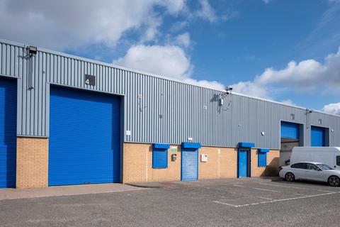 Warehouse to rent, N Canal Bank St Glasgow G4 9XP